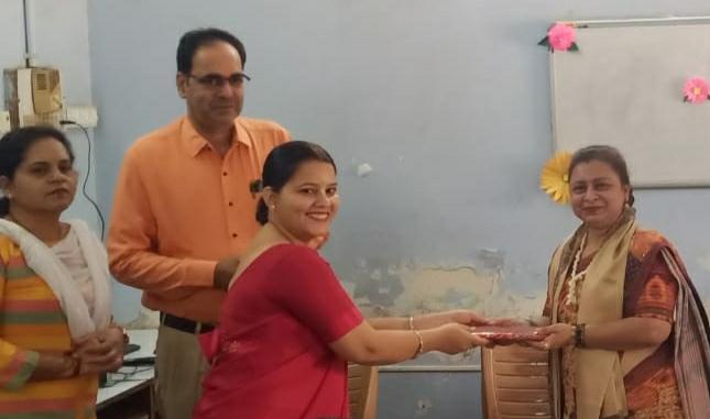 Motivational speaker Dr.  Manjari Bakshi, Sant Dnyaneshwar School, Maharashtra Board, Principal Manish Govardhan, Bharti Sehgal, from Raipur, Chhattisgarh, news,khbargali