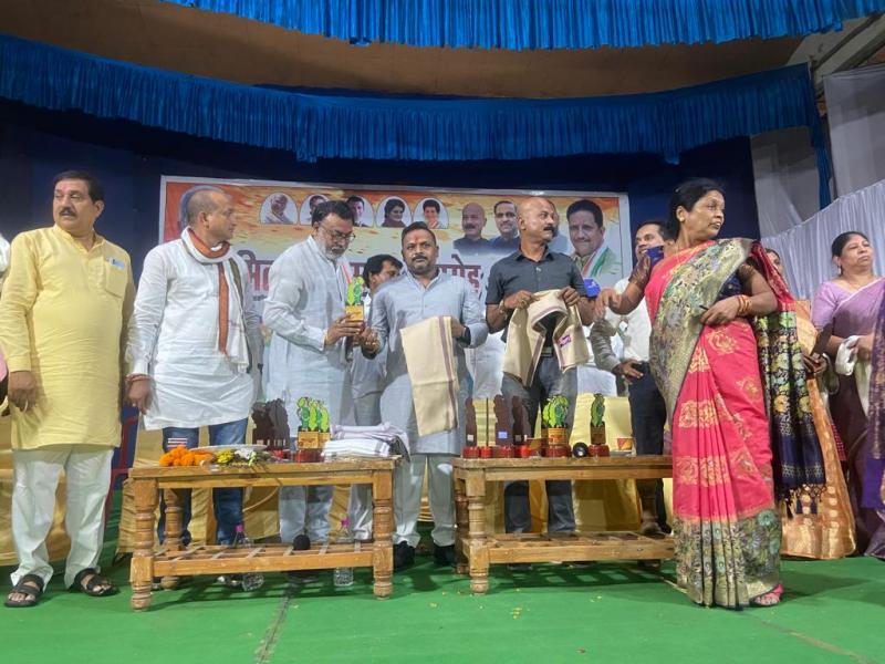 Honor ceremony of Mitanins, Sushil Sunny Agarwal, Chhattisgarh Building and other construction workers welfare board, Khabargali