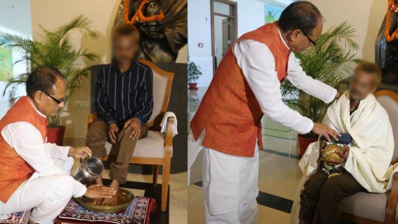 CM Shivraj honored the victim of Sidhi case by washing his feet, apologized, Congress will knock on the door of the President against the incident, Shivraj government took strict action against Pravesh Shukla, accused of urinating on a tribal youth in Sidhi, khabargali