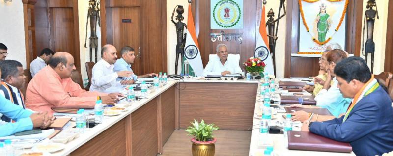 Bhupesh Cabinet took many important decisions, considering New Swagat Vihar Colony as an unauthorized colony, regularization process will be taken, plots will be given to traders in Nava Raipur at the rate of Rs 540 per square feet instead of Rs 945, Sudeep Thakur in Chhattisgarh State Hindi Granth Academy, Chhattisgarh , Khabargali