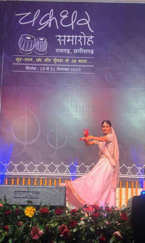 Anjali Sharma, Kathak dance, Chakradhar Festival, Devi Stuti, Teen Taal, Kathak dance in Lucknow Gharana, 38th Chakradhar Festival of Yagarh, Miss Beauty Icon of India, Music Emperor Maharaja Chakradhar Singh, Chhattisgarh, Khabargali