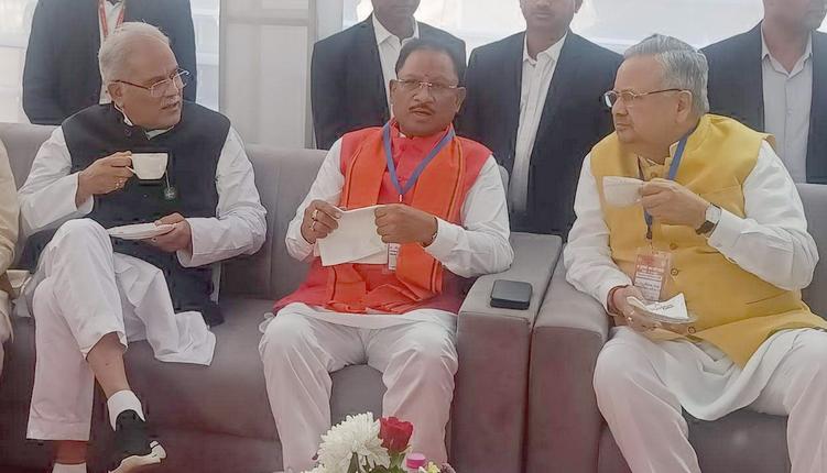 Swearing-in ceremony, former Chief Minister Bhupesh Baghel and former Deputy Chief Minister T S Singhdev, Chhattisgarh, Khabargali