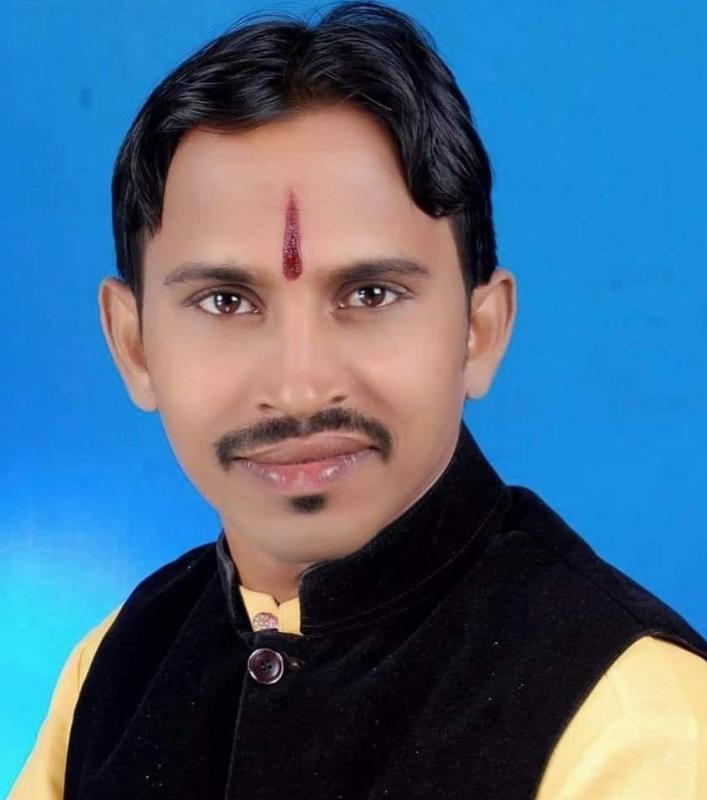 Another blow to Congress...Arang District Panchayat President Khilesh Dewangan lost his chair, Chhattisgarh, KhabargaliI