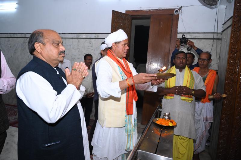Rawatpura government reached Shri Jagannath temple located in Gayatri Nagar, Raipur North MLA Purandar Mishra, Raipur, Chhattisgarh, Khabargali.