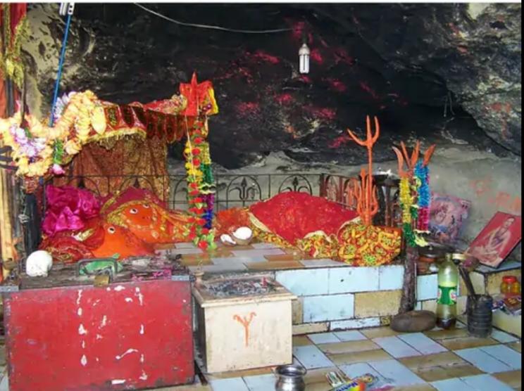 Water will come to Ayodhya from Hinglaj Shaktipeeth of Pakistan, Hinglaj Mata Temple is a Hindu temple located on the banks of Hingol River in Hinglaj, Balochistan province of Pakistan.  It is dedicated to the Hindu goddess Sati, Ikyavan Shaktipeeth, Shri Ram, Khabargali.