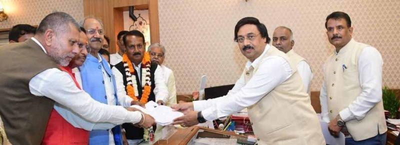 Raja Devendra Pratap Singh filed nomination for Rajya Sabha Chhattisgarh, Khabargali