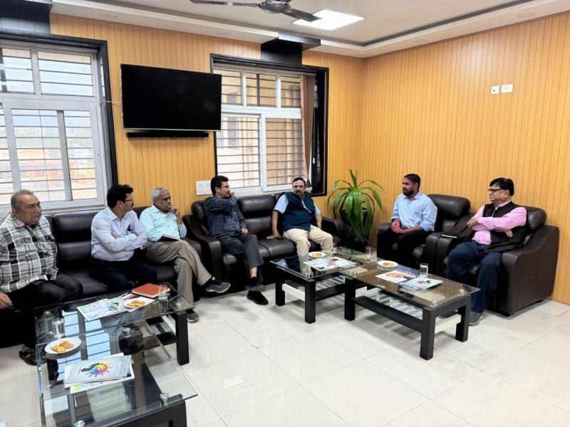 MoU will be signed between NIT and Raipur Municipal Corporation for determining urban development activities, Municipal Corporation Commissioner Mr. Abinash Mishra and Director of National Institute of Technology NV Ramanna Rao, Chhattisgarh, Khabargali