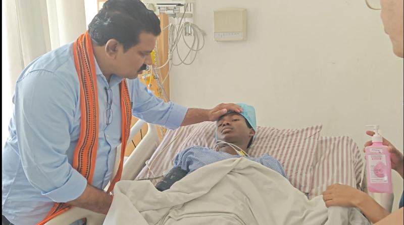 Guddu Mekam, the youth injured in the IED blast in Bijapur, Deputy Chief Minister Vijay Sharma, Chhattisgarh, Khabargali