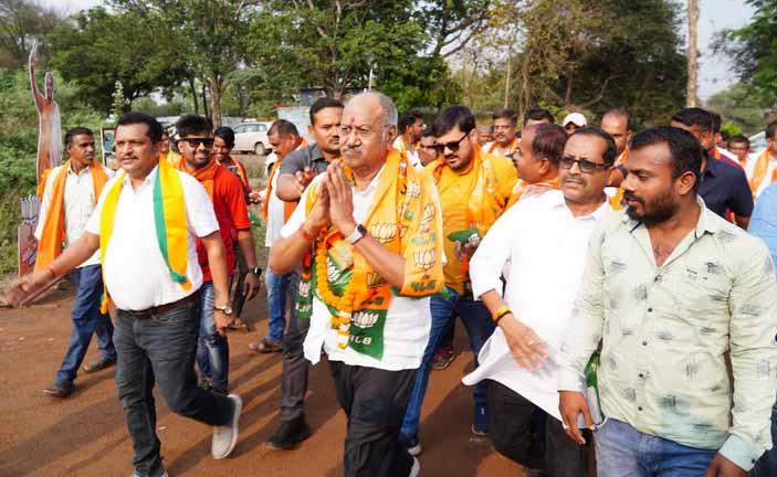 Brijmohan's election campaign is going on in an organized and strategic way, election campaign of BJP candidate Brijmohan Agarwal from Raipur Lok Sabha, Chhattisgarh, Khabargali