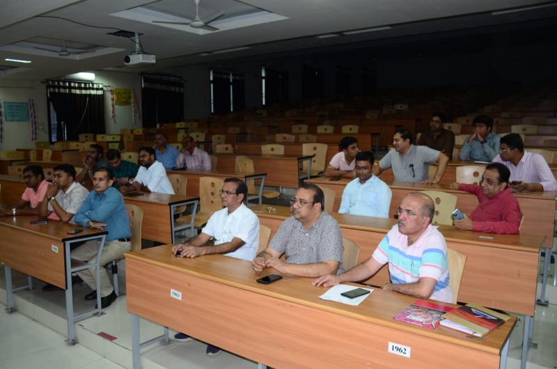 Today Indian Medical Association Raipur Branch, Hospital Board IMA Raipur President Dr Anil Jain and IMA Raipur General Secretary Dr Digvijay Singh, Chhattisgarh, Khabargali