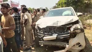 In Gonda, the convoy of BJP MP Brijbhushan's son Karan trampled three people, two dead, woman in critical condition, Khabargali