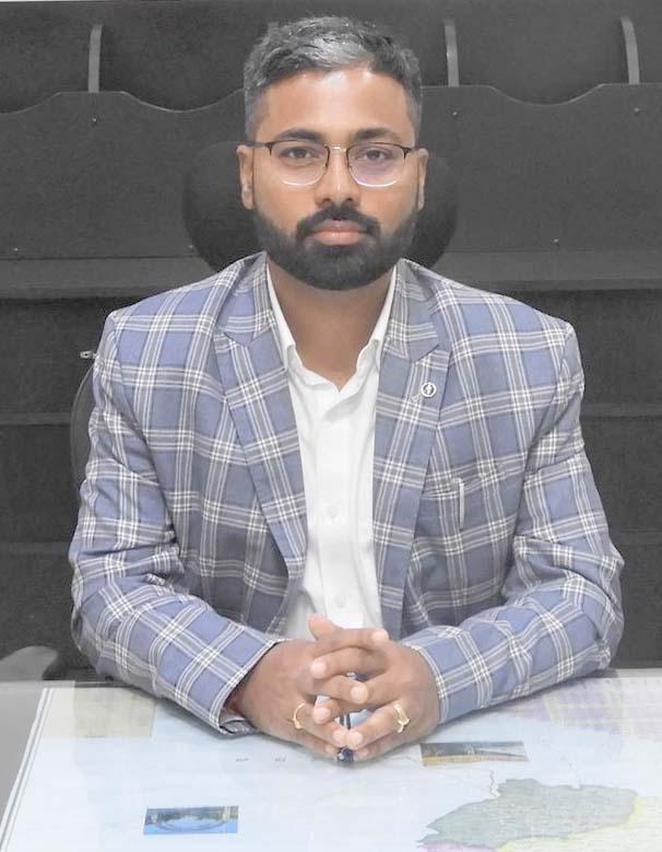 Three IAS officers transferred, Khabargali