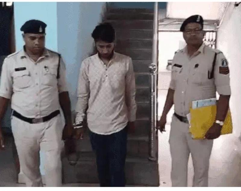 On Saturday, SIT made the first arrest in the mob lynching incident in Arang, Chhattisgarh, Khabargali