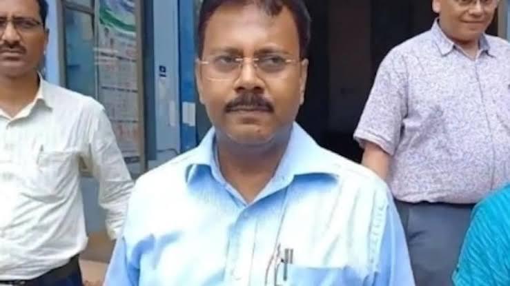 26 days after the Kolkata incident, Dr. Sandip Ghosh was suspended... Latest news hindi news khabargali 