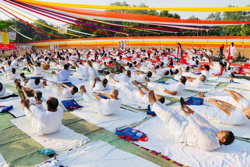 Yoga Sammelan on 2nd October National Festival, Indian Yoga Institute, Raipur, Mukesh Soni, Riya Fatnani, Khabargali