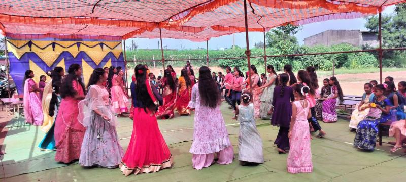 Grand Garba program organized in Sajag College, Saragaon, Khabargali