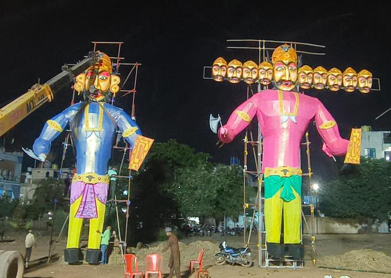 Preparations for Ravana Dahan complete at Dussehra ground, Devendra Yadav, President of Chhattisgarh Nagar Dussehra Utsav Samiti, Raipur, Khabargali