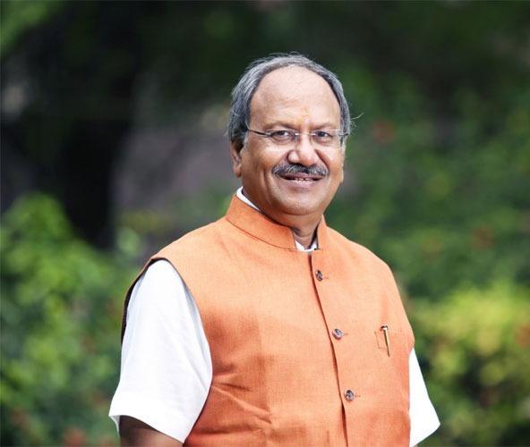 सांसद बृजमोहन को लोकसभा में मिली नई जिम्मेदारी, इस समिति का बनाया सदस्य  MP Brijmohan gets new responsibility in Lok Sabha, made member of this committee cg news hindi news cg big news politics news khabrgali 