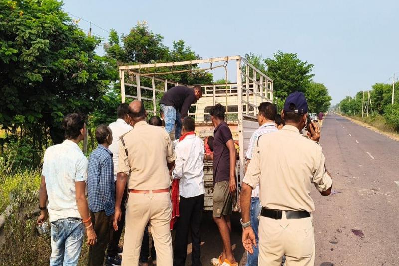 दो बाइक की आपस में भिड़त, तीन युवकों की मौत Two bikes collide, three youths die  cg news hindi news cg big news accident news khabargali 