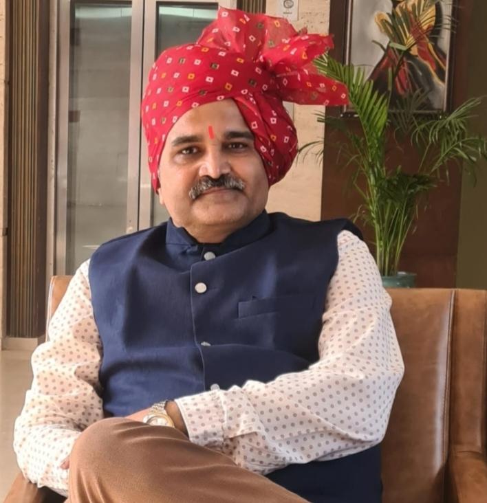 Dr Kuldeep Solanki became the new president of "IMA", 65 percent voting took place in Raipur for the IMA elections, Indian Medical Association Raipur, BJP Medical Cell, Dr Vimal Chopra, Dr Ketan Shah and Dr Sanjeev Srivastava, Ekta Panel Dr Rakesh Gupta, Dr Abha Jain, Dr Ashok Bajaj and Dr Digvijay Singh, Dr Lalit Shah, Dr Dinesh Mishra, Dr Sharad Chandak and Dr Anil Verma in the role of election officer, Chhattisgarh, Khabargali