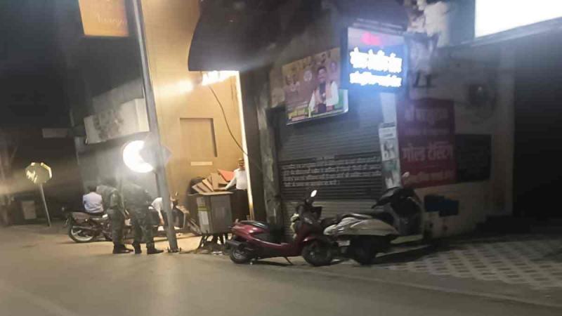 डोमिनोज में RPF का छापा, 5 स्टॉफ संदिग्ध मिले ख़बरगली RPF raid in Domino's, 5 staff found suspicious  cg news hindi news cg big news khabargali