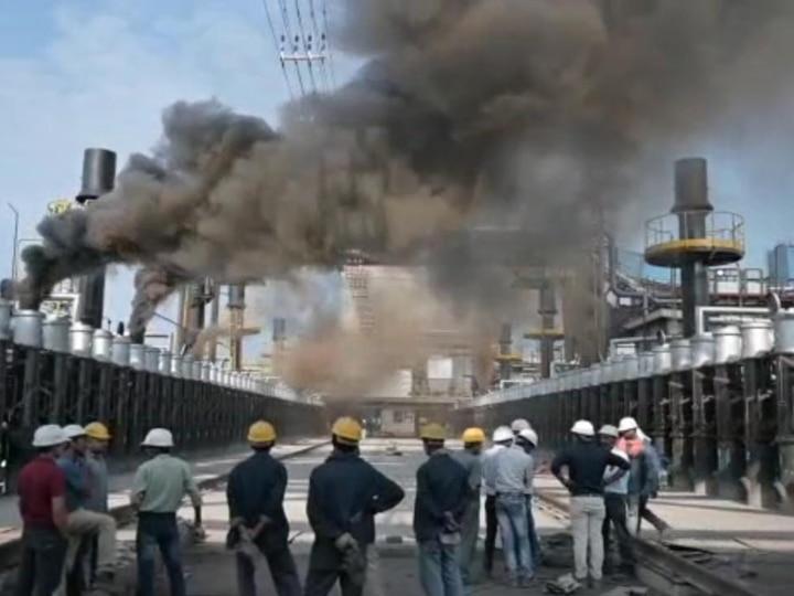 Fire breaks out in Nagarnar Steel Plant, employees in panic Jagdakpur news hindi news khabargli 