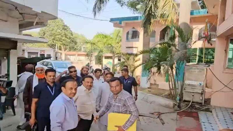  A 10-member team reached Raipur to inspect the Waqf property, sending notices to the occupants cg news cg big news cg hindi news cg latest news cg big news hindi news raipur news khabargali 