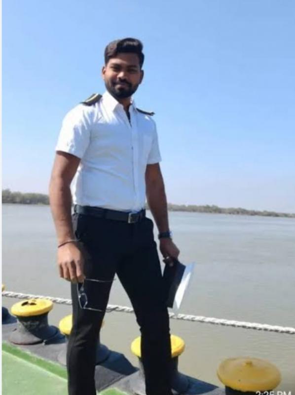 Chhattisgarh youth Mayank Sahu stuck in Iran, appeals to PM Modi for help Chhattisgarh news big news hindi news latest news khabargali 