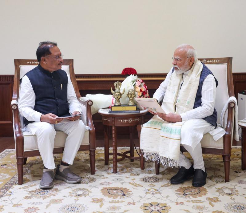 Chief Minister Shri Vishnudev Sai met Prime Minister Shri Narendra Modi – Chhattisgarh's development got a new momentum; Prime Minister Modi was invited to attend the 'Amrit Silver Festival' on November 1, New Delhi, Khabargali
