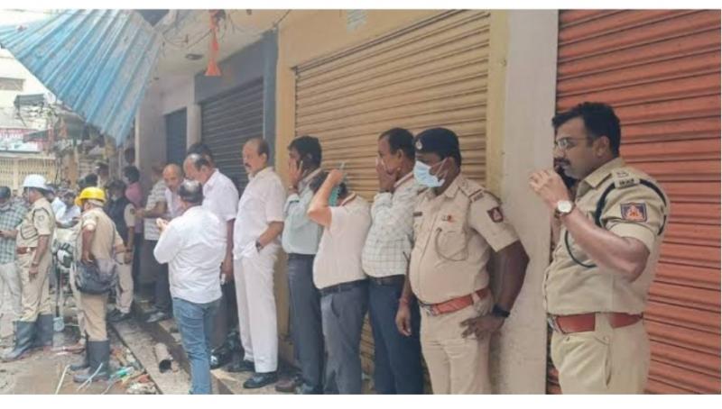 A massive fire broke out in a four-storey building, five people including four members of a family from Rajasthan died hindi News big News latest News khabargali 