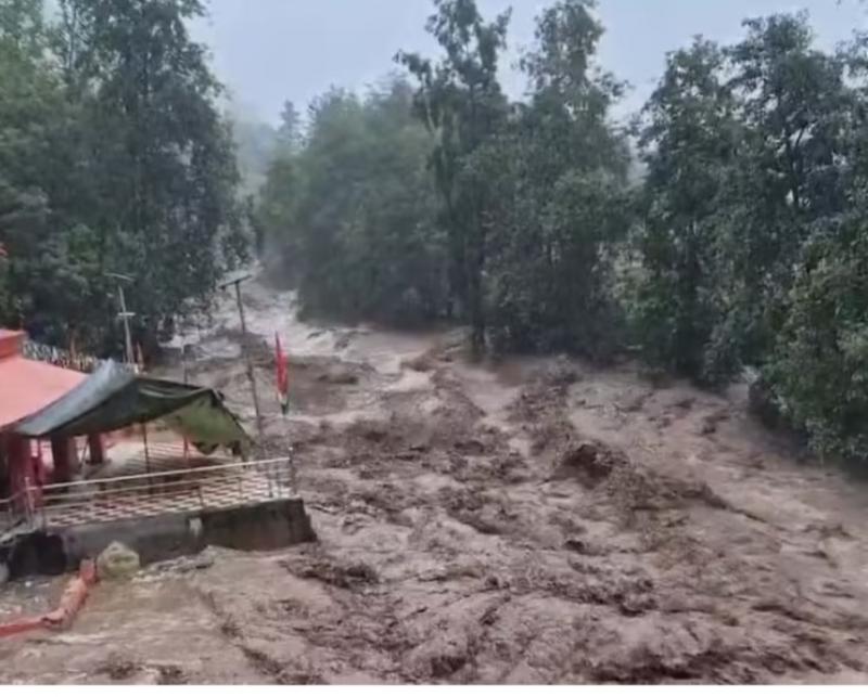 Cloud burst in Doda, Jammu and Kashmir, four people dead so far jammu kashmir hindi news latest News hindi news big News khabargali 