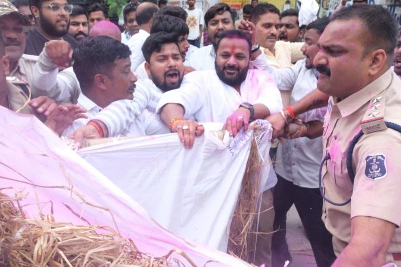 BJP should sack minister Kedar Kashyap for assaulting an employee: Sushil Sunny Agarwal, Khabargali