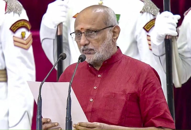 CP Radhakrishnan took oath as the 15th Vice-President of the country, many eminent leaders were present hindi News big news latest News khabargali 
