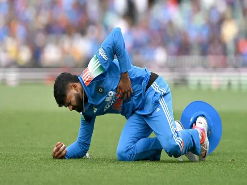 Shreyas Iyer injured while taking a catch, admitted to ICU due to sudden internal bleeding hindi News latest News big News khabargali