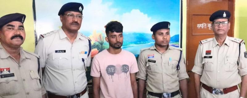 Bangladeshi national arrested at Mumbai railway station, several cases registered against him hindi News latest News khabargali 