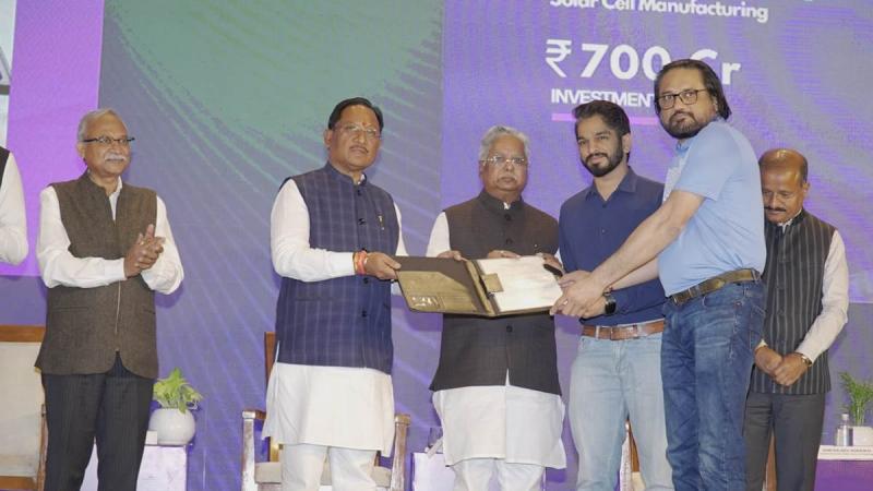 Chhattisgarh receives major investment proposal in Ahmedabad, opening the way for over 10,532 jobs। Hindi latest big News khabargali 