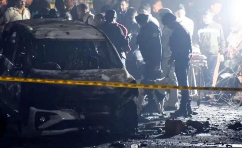 Balod youth's car damaged in Delhi blast, one injured hindi News latest News hindi Khabargali 