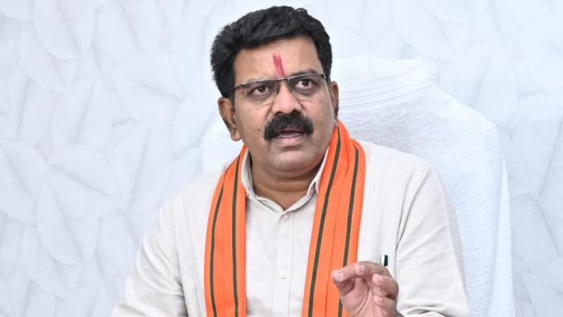 The tradition of giving guard of honour ends in Chhattisgarh, a historic change due to the initiative of the Deputy Chief Minister. Hindi News latest news khabargali 