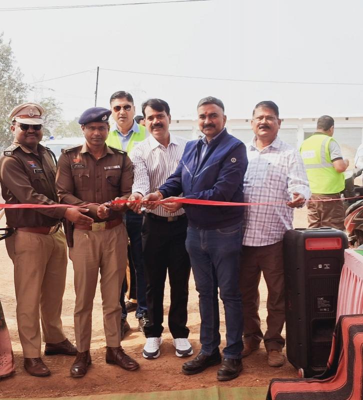 Adani Power takes a major initiative towards road safety, distributing helmets to over 100 drivers in Chikhli, Raigarh, Chhattisgarh. - Khabargali