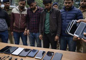 गेट परीक्षा में नकल करने के प्रयास के आरोप में छह लोग गिरफ्तार, कई नक़ल उपकरण बरामद खबरगली Six people arrested for attempting to cheat in GATE exam, several cheating equipment recovered Raipur chhattisgarh khabargali 