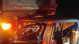  खाटू श्यामजी दर्शन को जा रहे MP के 5 लोगों की भीषण हादसे में दर्दनाक मौत, कार के उड़े परखच्चे खबरगली Five people from Madhya Pradesh, who were on their way to Khatu Shyamji, died tragically in a horrific accident, their car was completely destroyed. Hindi news latest khabargali 