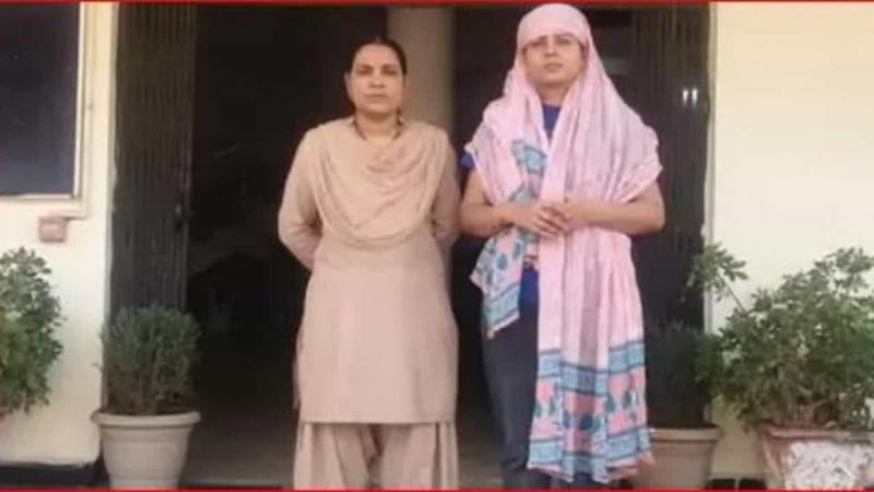 A teacher's slap ruptured his eardrum, leaving a 7th-grade student with hearing loss hindi nwws hindi News latest News big news khabargali 
