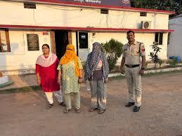 Father was murdered by his wife and two daughters for not letting him watch his mobile phone at night. chhattisgarh hindi news khabargali 