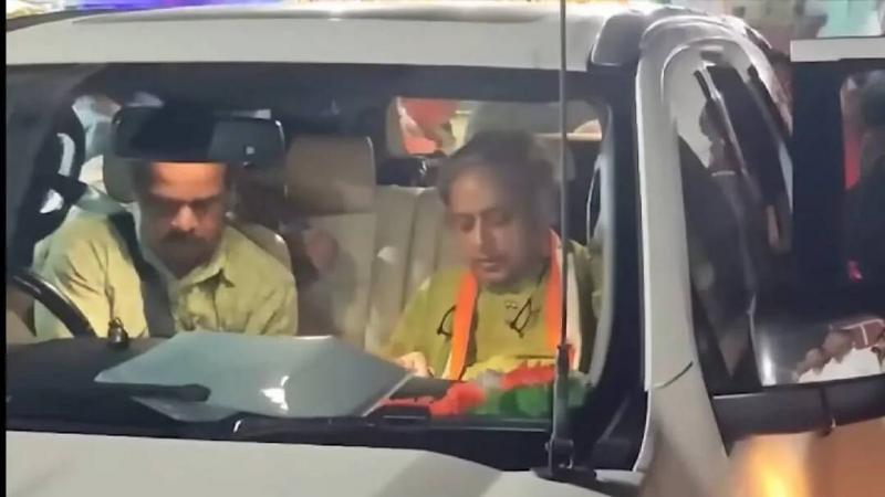 Shashi Tharoor's convoy attacked in Kerala; vehicle surrounded in the middle of the road, gunman also beaten Hindi news big news khabargali 