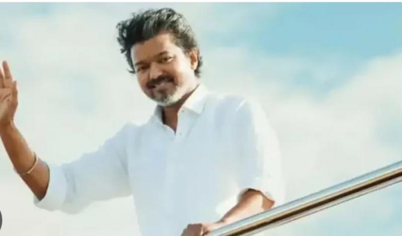 False news of actor Vijay Thalapathy's defeat sparks uproar after fan slits his throat hindi News latest news khabargali 
