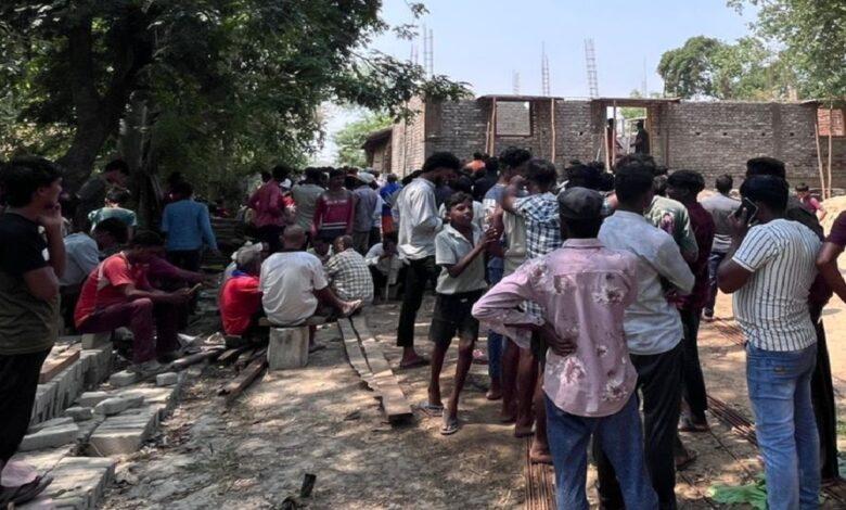 The brutal murder of four members of the same family spreads sensation in the Village latest News hindi News janjgir news khabargali 