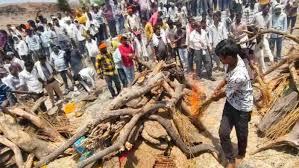 16 bodies were cremated together, leaving the village in mourning. hindi news latest news mp news khabargali 