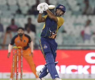 Chhattisgarh's young cricketer Ayush Pandey has been selected in the India A team and rewarded for his impressive performance. hindi news raipur khabargali 
