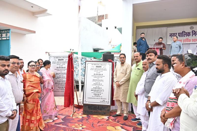 A new chapter of development in Raipur West, Shaheed Bhagat Singh ward gets a gift of ₹133.08 lakh, MLA and former cabinet minister Rajesh Munat performs ground breaking and inauguration of development works, expansion of drains, Anganwadi, community hall and public facilities will change the picture of the ward, Raipur, Chhattisgarh, Khabargali