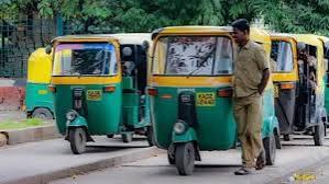 QR codes to be affixed on e-rickshaws and autos; seven-day special drive for passenger safety. raipur chhattisgarh hindi news khabargali 